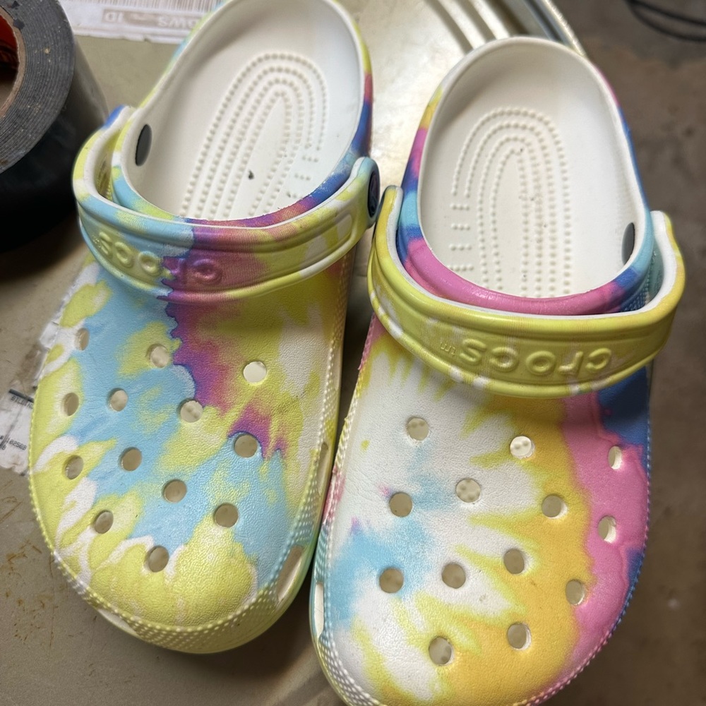Crocs